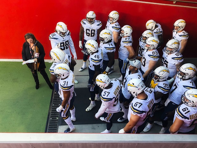 极的协防和 极的协防和